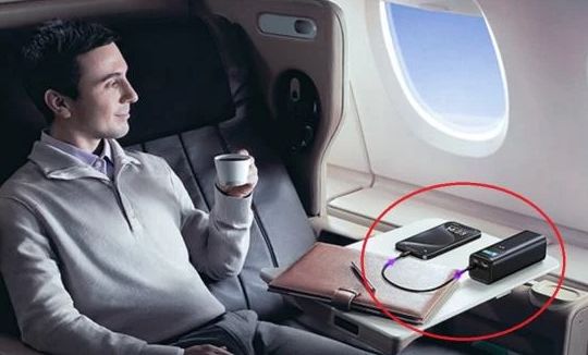 Vì sao nhiều hãng hàng không đồng loạt cảnh báo về pin dự phòng?
