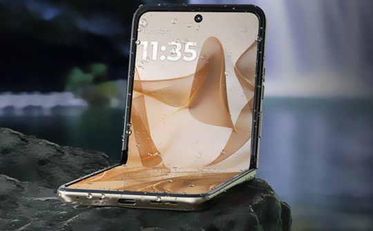 Motorola Razr 60 Ultra phiên bản gỗ độc đáo sắp ra mắt?