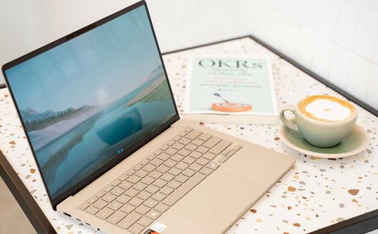 Hai dòng laptop AI mới nhất của ASUS chính thức lên kệ