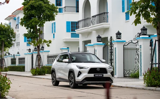Toyota Việt Nam bán 5.455 xe trong tháng 3, nhiều mẫu xe Hybrid được yêu thích