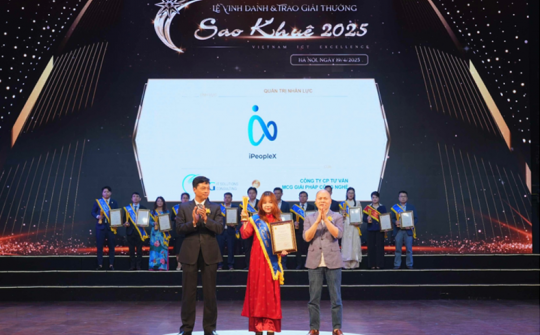 iPeopleX - Nền tảng Quản trị nhân sự toàn diện chinh phục Sao Khuê 2025