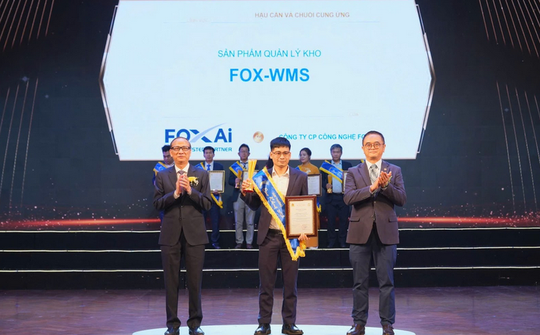 Giải pháp quản lý kho thông minh Fox-WMS được vinh danh tại Sao Khuê 2025