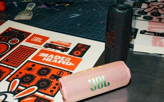 Bộ đôi loa Bluetooth di động Flip 7 và Charge 6 tại Việt Nam