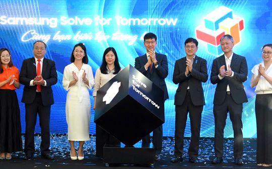Khởi động cuộc thi Solve for Tomorrow 2025 khu vực miền Trung