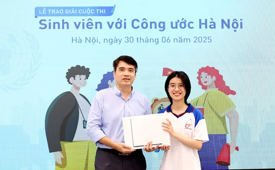 Trao giải cuộc thi “Sinh viên với Công ước Hà Nội”