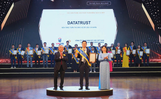 DataTrust được vinh danh tại Sao Khuê 2025: Khẳng định vị thế tiên phong trong bảo vệ dữ liệu cá nhân tại Việt Nam