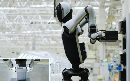 Walker S2 - Robot tự động thay pin đầu tiên trên thế giới có gì?