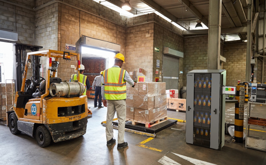 Armstrong Asia nâng cao hiệu quả vận hành với các giải pháp kho hàng của Zebra