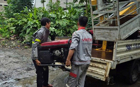 Viettel sẵn sàng dùng drone để đảm bảo sóng khu vực ngập lụt ở Nghệ An