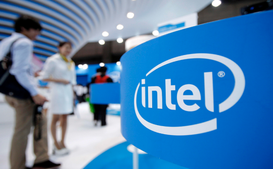 Intel sẽ sa thải 15% nhân viên trong năm nay
