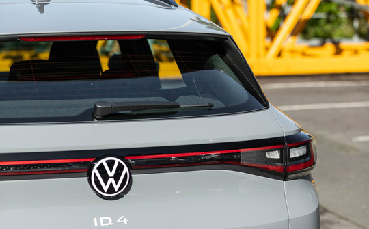 Volkswagen áp đảo thị trường xe điện tại Đức