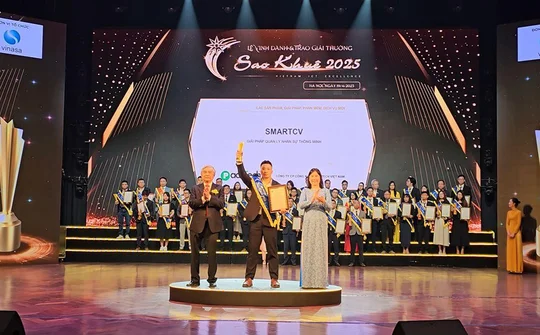 PadiTech và dấu ấn công nghệ Việt: Vinh danh tại Sao Khuê 2025 với giải pháp AI đột phá SmartCV