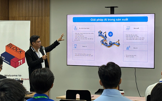 Ứng dụng AI và robot để tối ưu hóa sản xuất