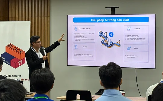 Ứng dụng AI và robot để tối ưu hóa sản xuất