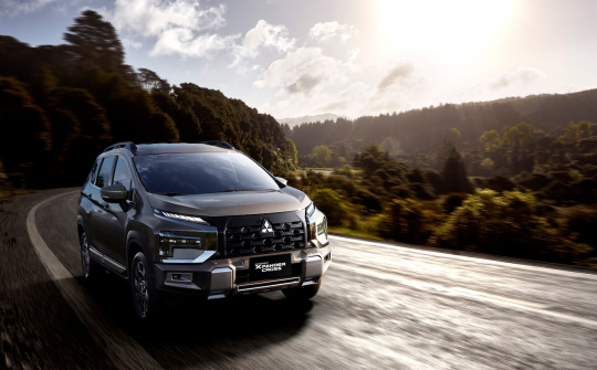 Mitsubishi Xpander tung phiên bản mới: Giá từ 659 triệu đồng, màn hình 10inch, thêm nhiều tính năng