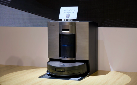 Ecovacs ra mắt robot hút bụi lau nhà Deebot X11, giá 24,99 triệu đồng