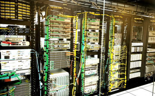 Công nghệ Mạng quang định tuyến giúp tăng tốc số hóa trong các ngành then chốt