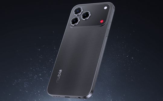 nubia V80 Series: Quay về định hướng chú trọng độ bền kết hợp "trend" AI
