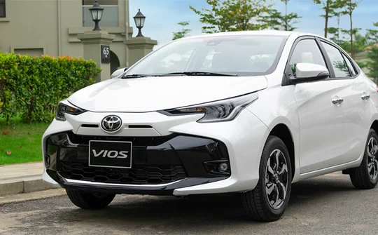 Vios 22 năm sát cánh cùng tài xế Việt