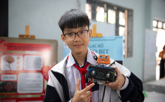 Omoda & Jaecoo hợp tác UNICEF Việt Nam thu hẹp khoảng cách kỹ năng số cho trẻ em Việt Nam