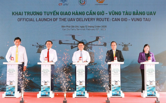 Khai trương tuyến giao hàng vượt biển bằng UAV đầu tiên tại Việt Nam