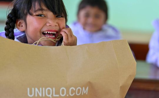 Áo ấm UNIQLO và Hy vọng đến với địa bàn giáp biên Quảng Trị