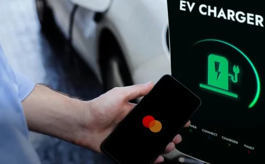 Mastercard ra mắt bộ giải pháp thanh toán dành cho quản lý đội xe