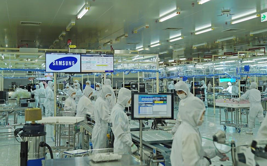 Công nhân Samsung lo mất việc vì nhà máy sản xuất tự vận hành bằng AI