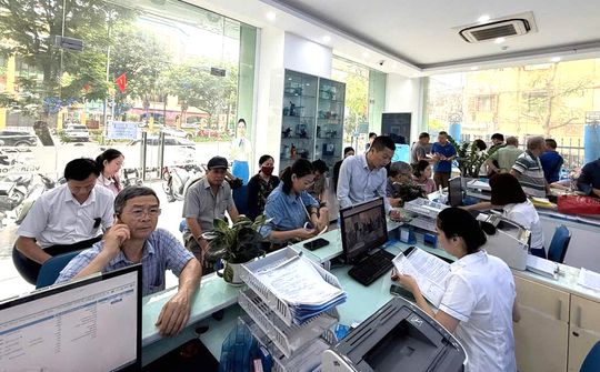 VinaPhone nỗ lực hỗ trợ người dân chuẩn hoá thông tin thuê bao di động