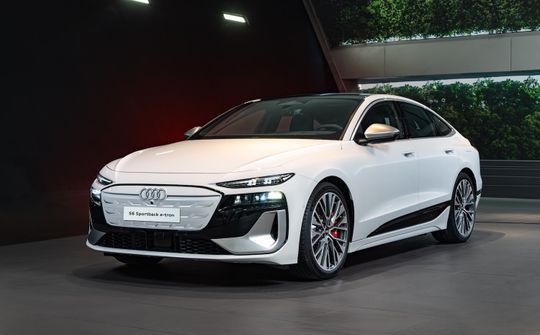 Cận cảnh Audi S6 Sportback e-tron – mẫu xe S thuần điện đầu tiên tại việt nam