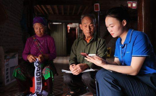 Chuyện “Đến từng nhà, rà từng thuê bao” cần xác thực ở bản