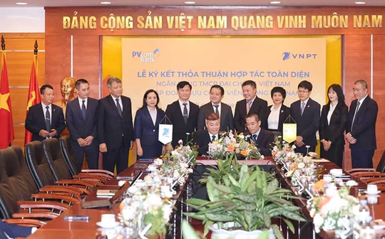 PVcomBank và VNPT hợp tác chiến lược, kết nối sức mạnh tài chính và công nghệ số
