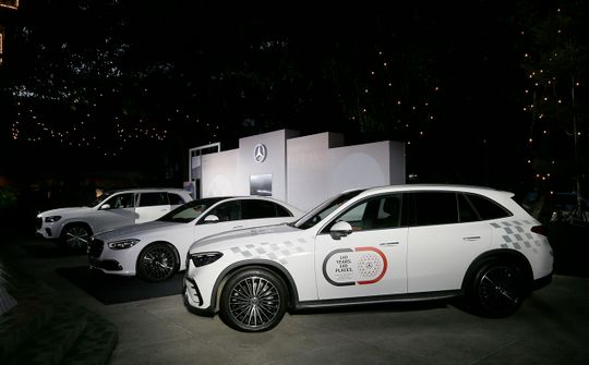 Mercedes – Benz giới thiệu loạt xe mới về Việt Nam