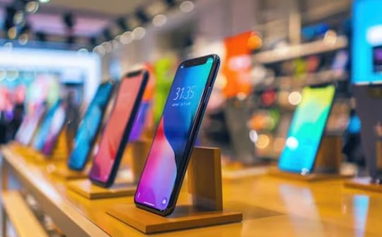 Ngành điện thoại thông minh chật vật vì khủng hoảng chip