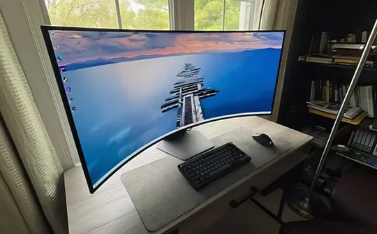 LG bị chỉ trích vì dùng Windows 11 để cài adware
