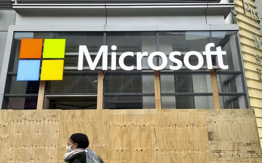 Microsoft cắt giảm hàng nghìn nhân sự, dồn lực cho cuộc đua cơ sở hạ tầng AI
