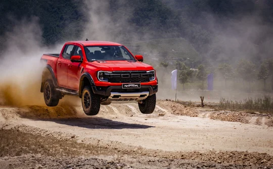 Ford khởi động chuỗi sự kiện trải nghiệm xe “Sẵn sàng bứt phá cùng Ready Set Ford”