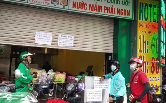 Doanh nghiệp nhỏ gia tăng hiện diện trực tuyến để vượt khó "thời Covid"