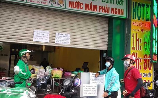 Doanh nghiệp nhỏ gia tăng hiện diện trực tuyến để vượt khó "thời Covid"