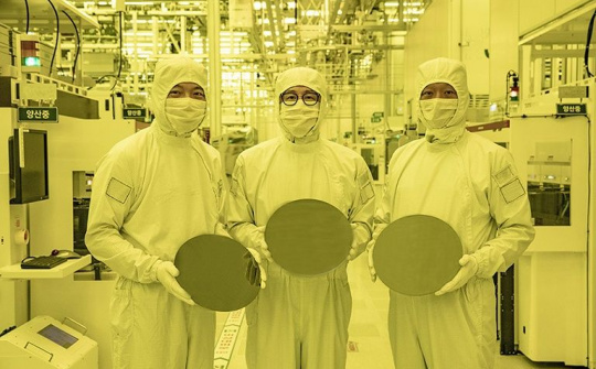 Samsung đã đi trước TSMC trong việc bắt đầu sản xuất chip 3nm