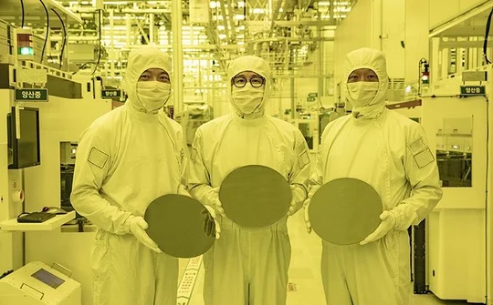 Samsung đã đi trước TSMC trong việc bắt đầu sản xuất chip 3nm