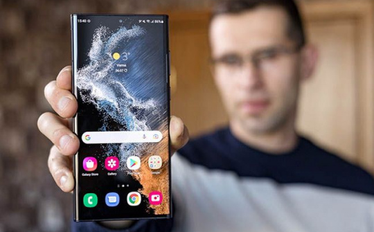 Xu hướng màn hình không viền sẽ phủ sóng smartphone cao cấp