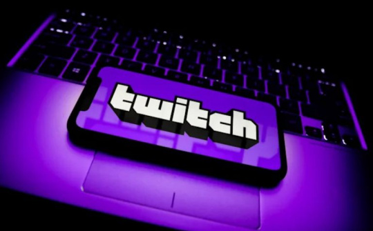 Twitch muốn tính phí 100 USD để ghim cuộc trò chuyện 2,5 phút