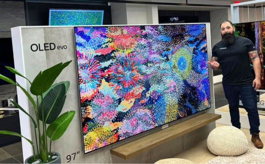 LG Electronics trình làng chiếc tivi OLED lớn nhất thế giới
