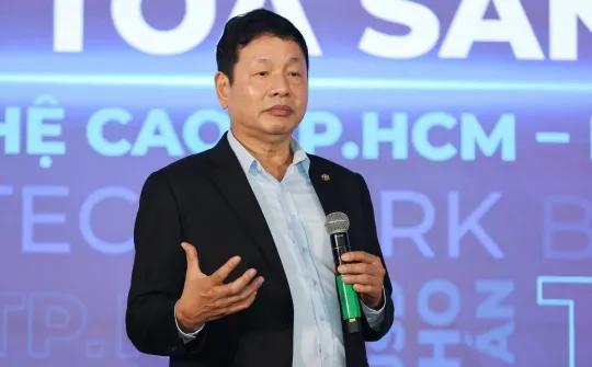 Chủ tịch FPT: Hãy nhìn Việt Nam như trung tâm đổi mới sáng tạo