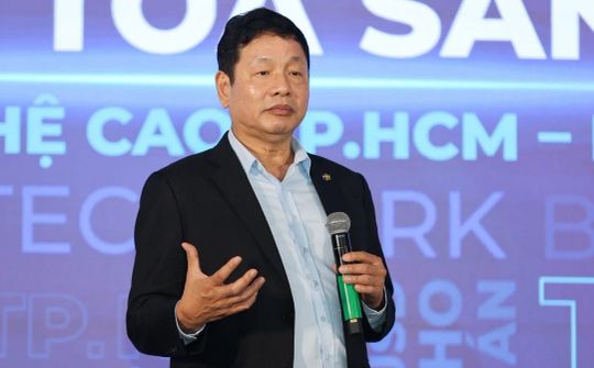 Chủ tịch FPT: Hãy nhìn Việt Nam như trung tâm đổi mới sáng tạo