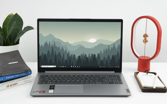 FPT Shop độc quyền bán mẫu laptop Lenovo AMD