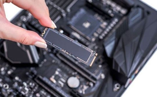 Samsung tăng 10% giá bộ nhớ flash 3D NAND