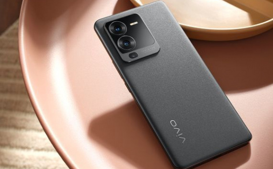 Vivo V25 Pro lên kệ tại Việt Nam, giá 14 triệu đồng