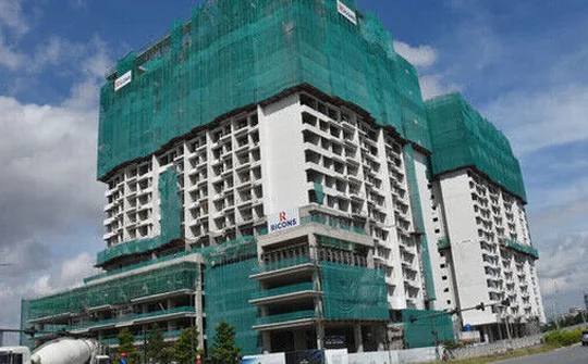 Siết tín dụng bất động sản: Người vay mua nhà gặp khó